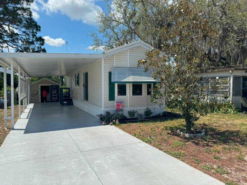 Winter Haven, FL Mobile Home for Sale located at 5601 Cypress Garden Rd. Hammondell Campsites & Rv